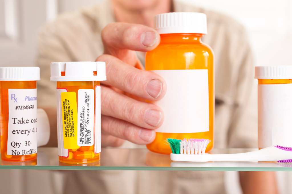 Idaho warehouse manager reviewing opioid drug testing program with employee at Fastest Labs of Meridian
